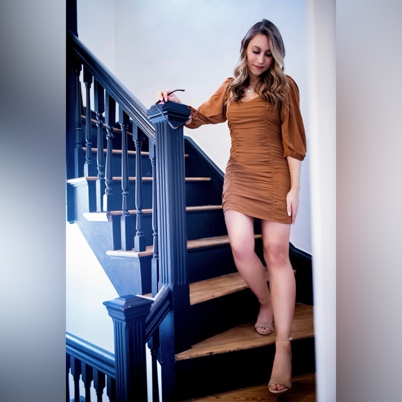 Abercrombie brown/burnt orange ruched / cinched dress size Small - Picture 2 of 5